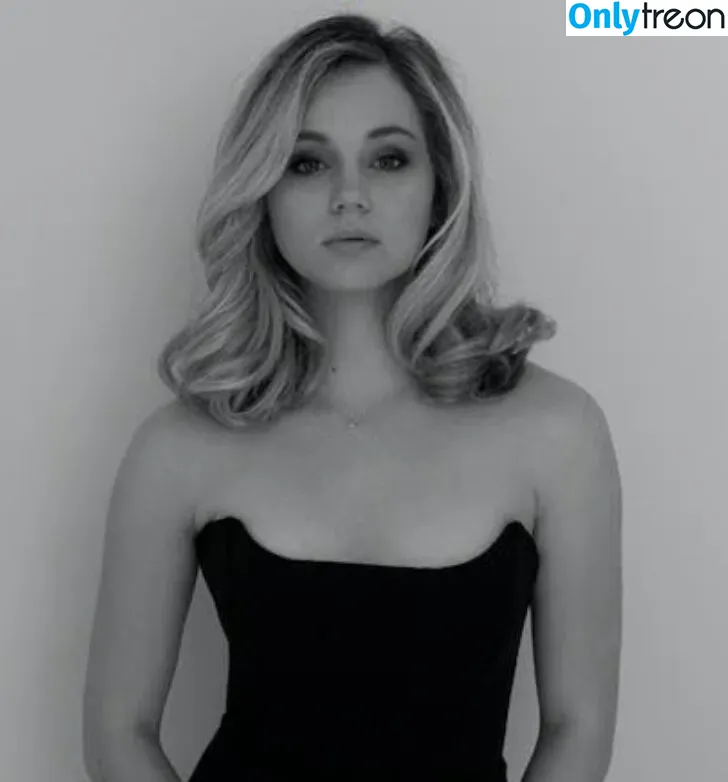 Brec Bassinger nude photo #0157 (brec_bassinger / brecbassinger)