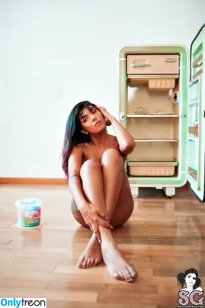 Brendha / BRENDASONG / brendhacrizel nude photo #0012