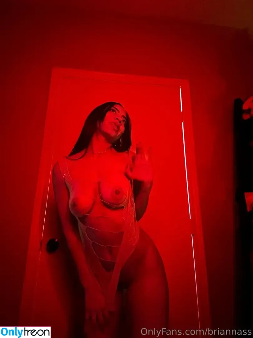 brezn nude photo #0056 (Briannashot69 / briannass / briannass69)
