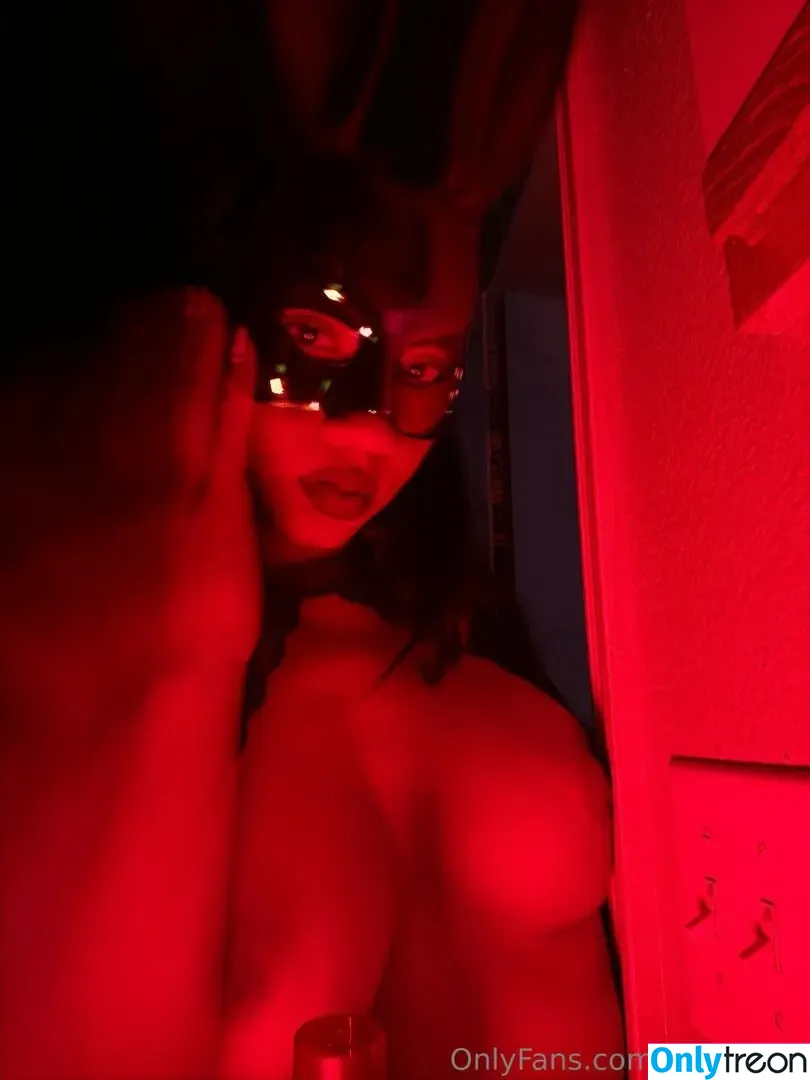 brezn nude photo #0102 (Briannashot69 / briannass / briannass69)
