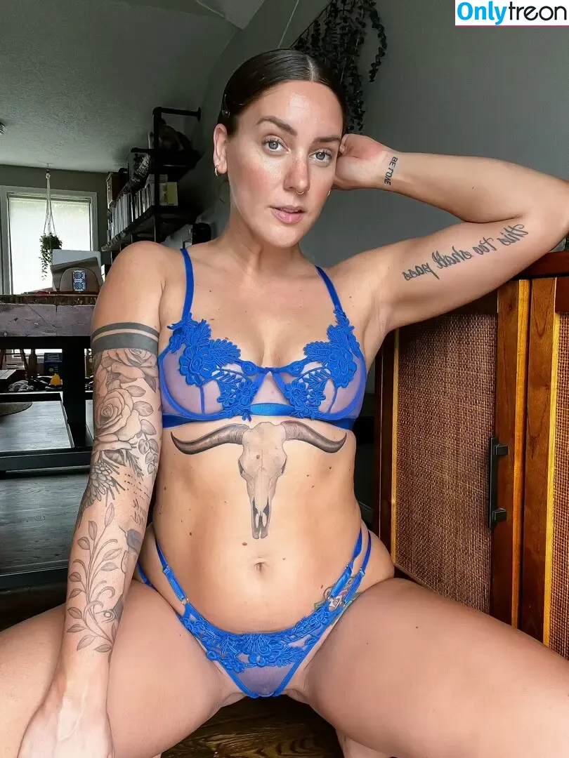 Bri Sagewater nude photo #0021 (brisagewater)