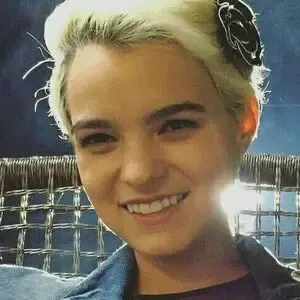 Brianna Hildebrand / briannahilde nude photo #0007