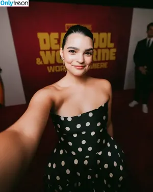 Brianna Hildebrand / briannahilde nude photo #0030