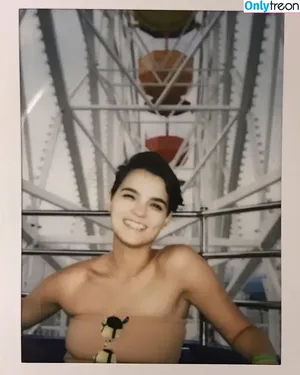 Brianna Hildebrand / briannahilde nude photo #0062