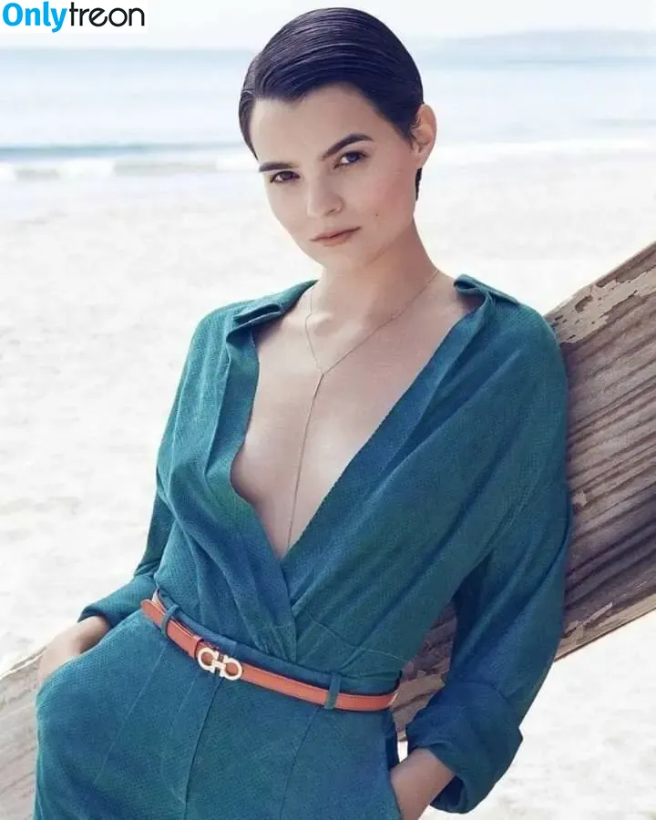 Brianna Hildebrand nude photo #0004 (briannahilde)