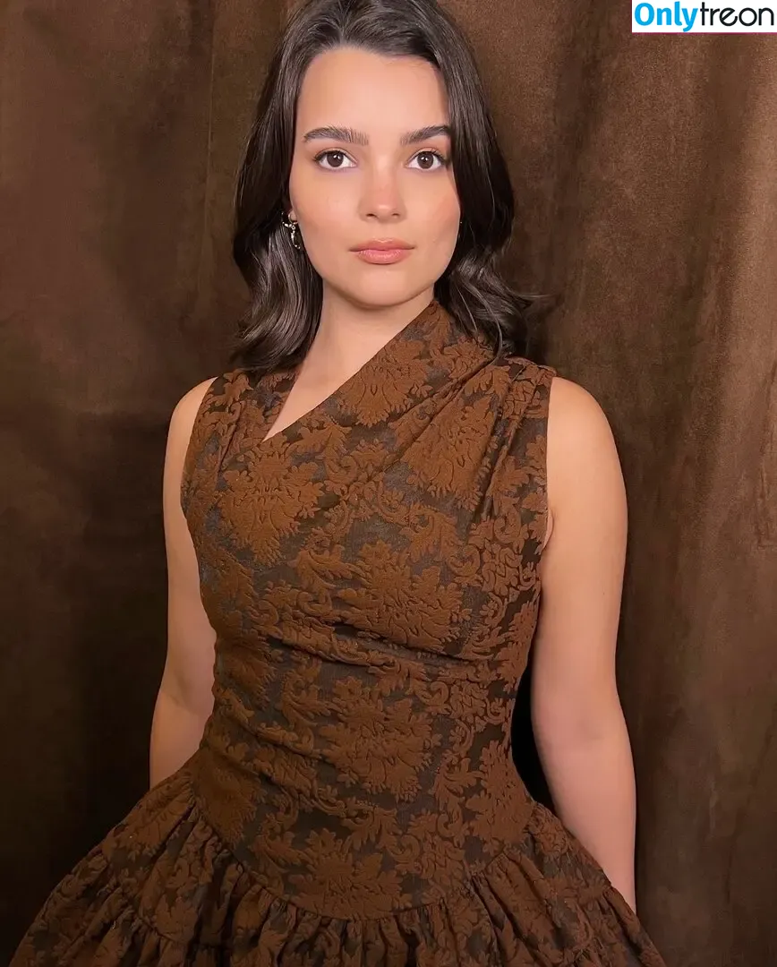 Brianna Hildebrand nude photo #0029 (briannahilde)