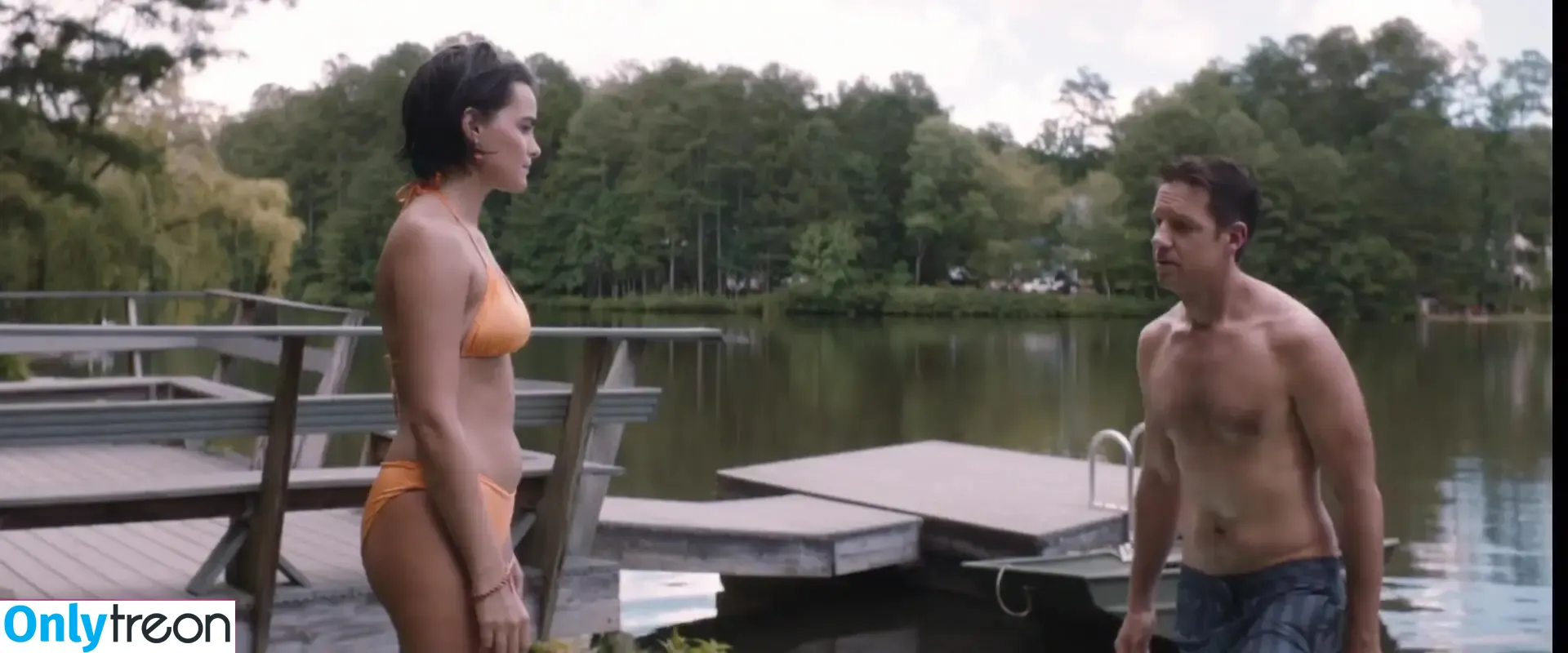 Brianna Hildebrand nude photo #0050 (briannahilde)