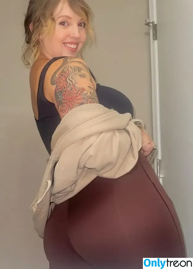 Brianna Lindsey nude photo #0001 (brialinds / michilind107)