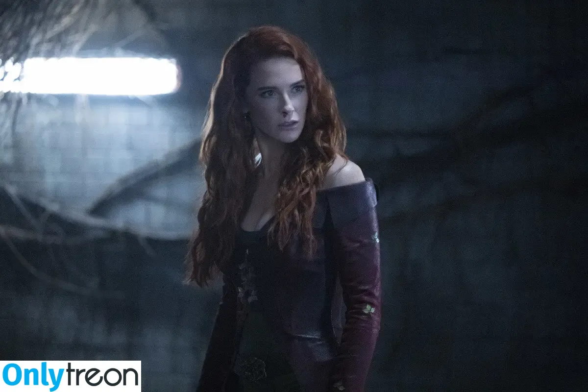 Bridget Regan nude photo #0213 (BridgetRegan)