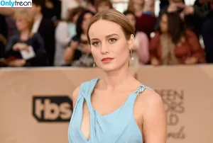 Brie Larson / brielarson nude photo #0645