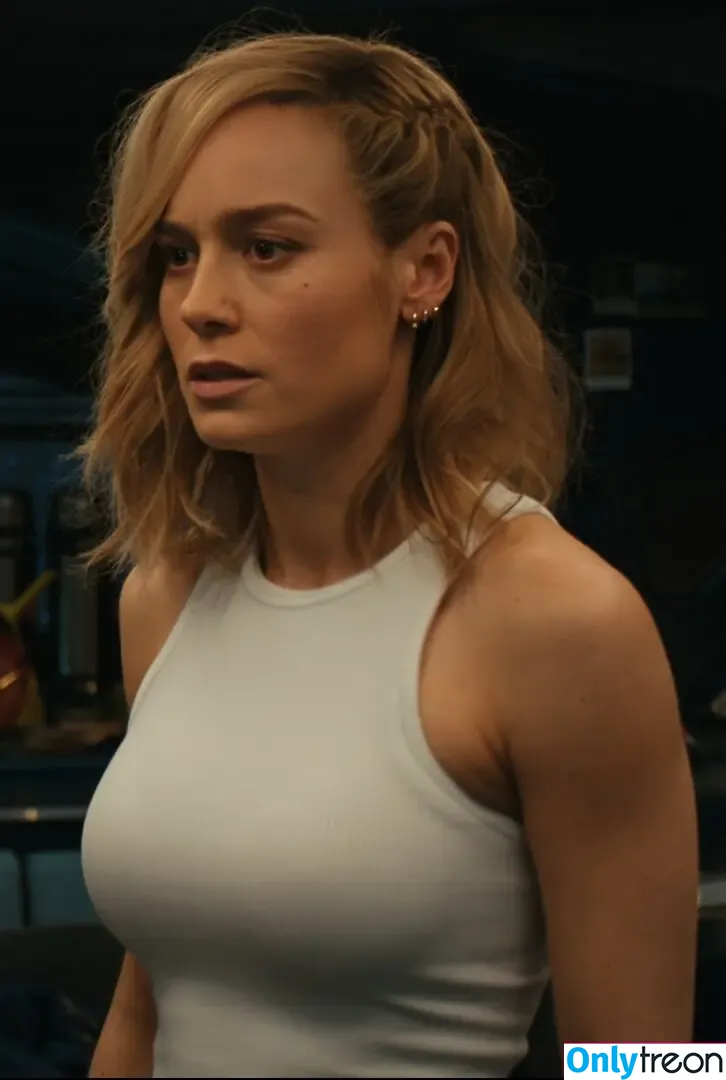 Brie Larson nude photo #0585 (brielarson)