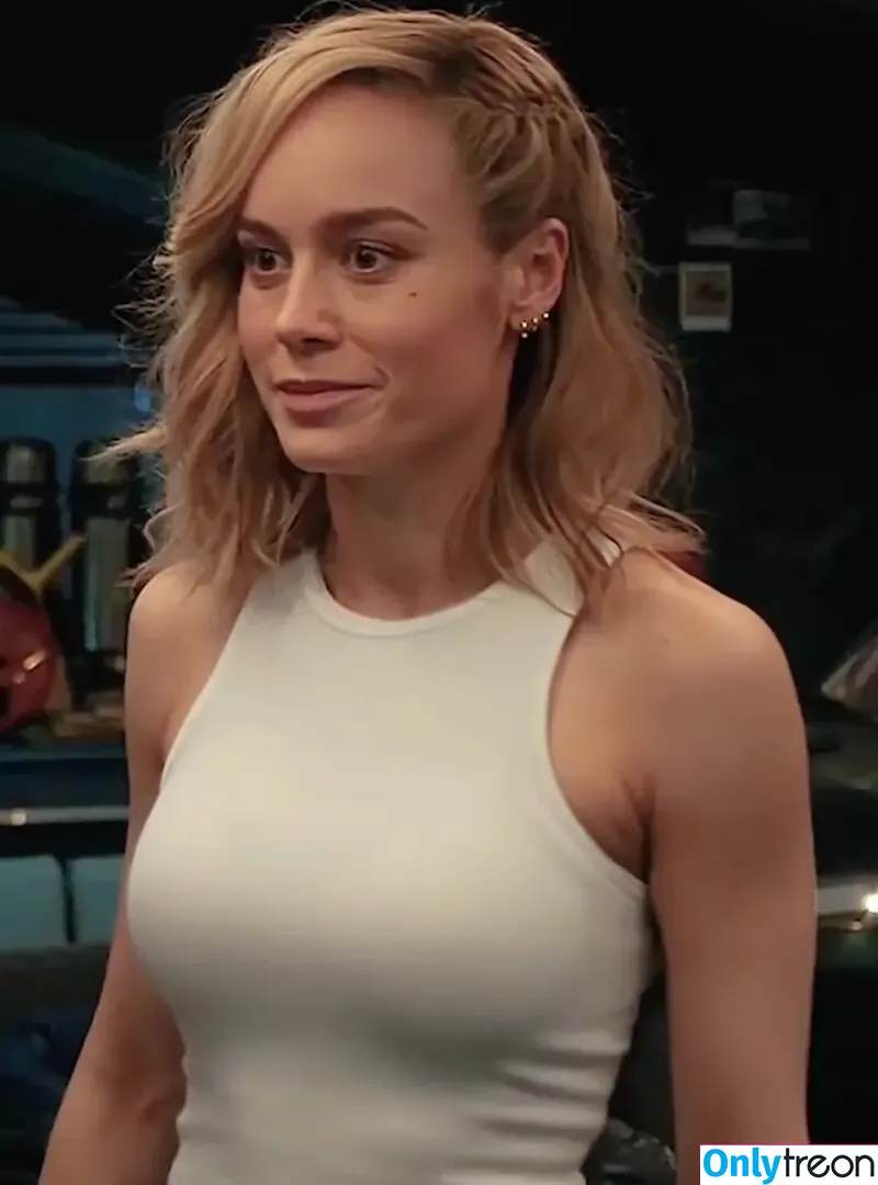 Brie Larson nude photo #0591 (brielarson)