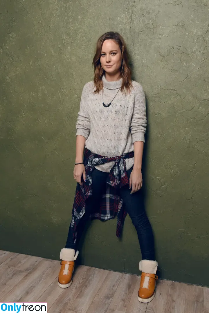 Brie Larson nude photo #0864 (brielarson)