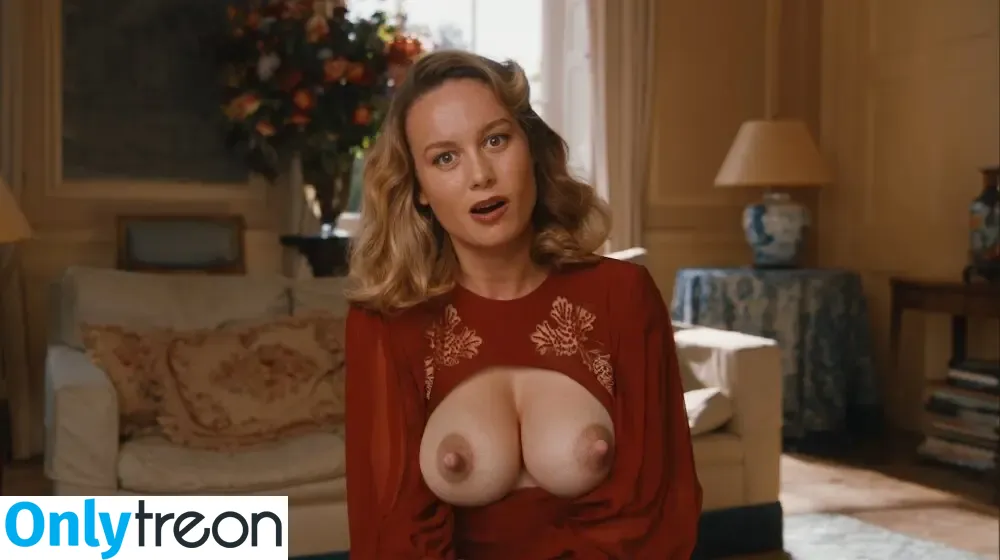 Brie Larson nude photo #0987 (brielarson)
