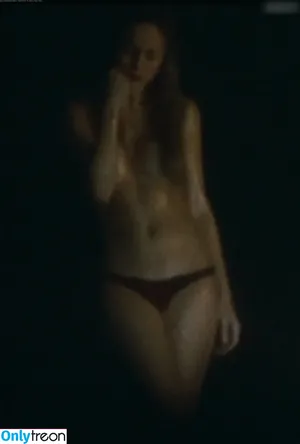 Brie Larson / brielarson nude photo #1229