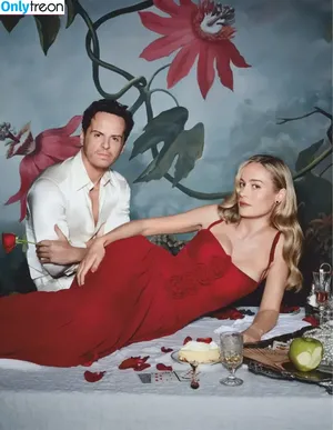 Brie Larson / brielarson nude photo #1263