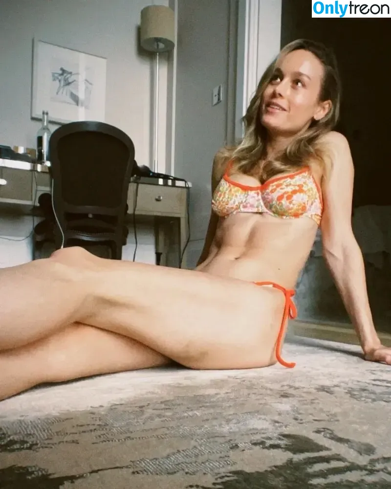 Brie Larson nude photo #1086 (brielarson)