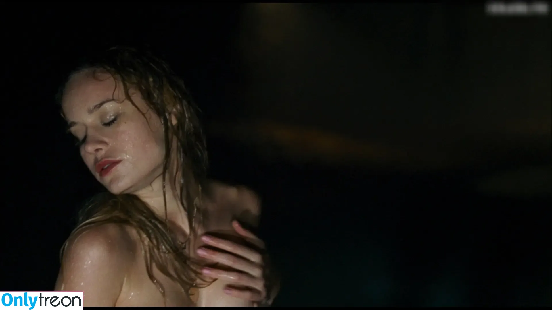 Brie Larson nude photo #1110 (brielarson)