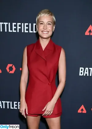 Brie Larson / brielarson nude photo #2164