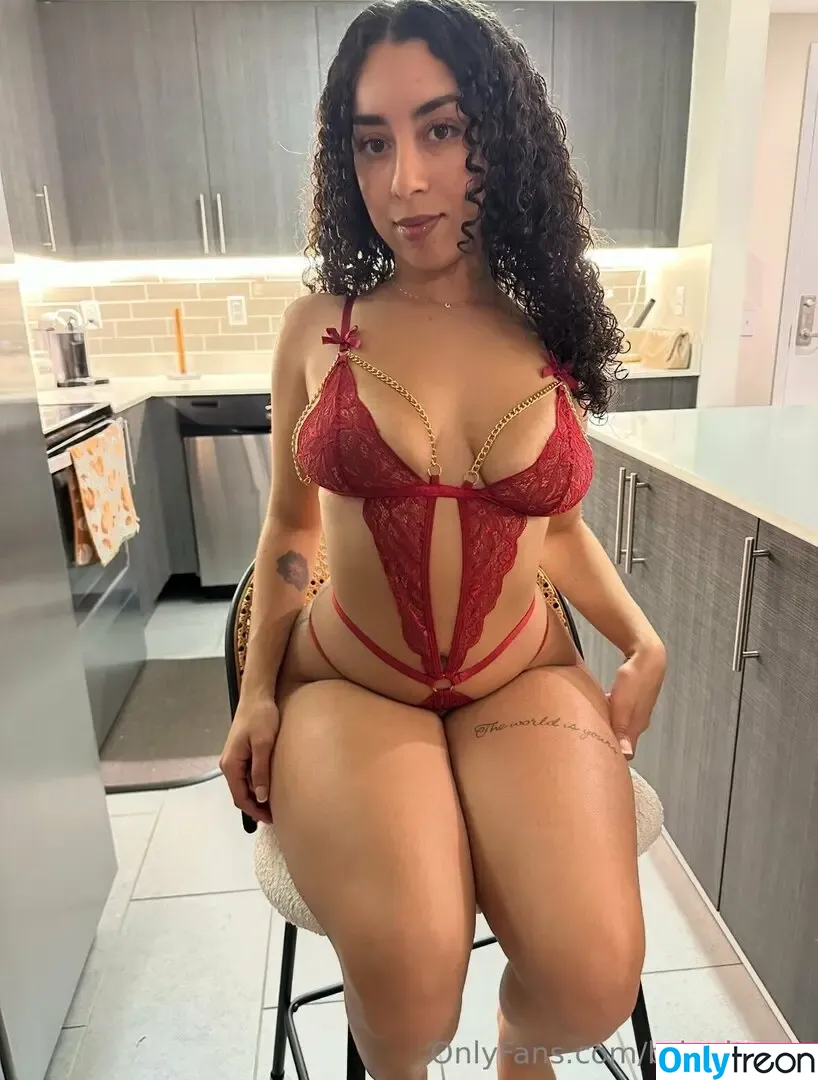 briggittexo nude photo #0027 (briggittesantanaa)