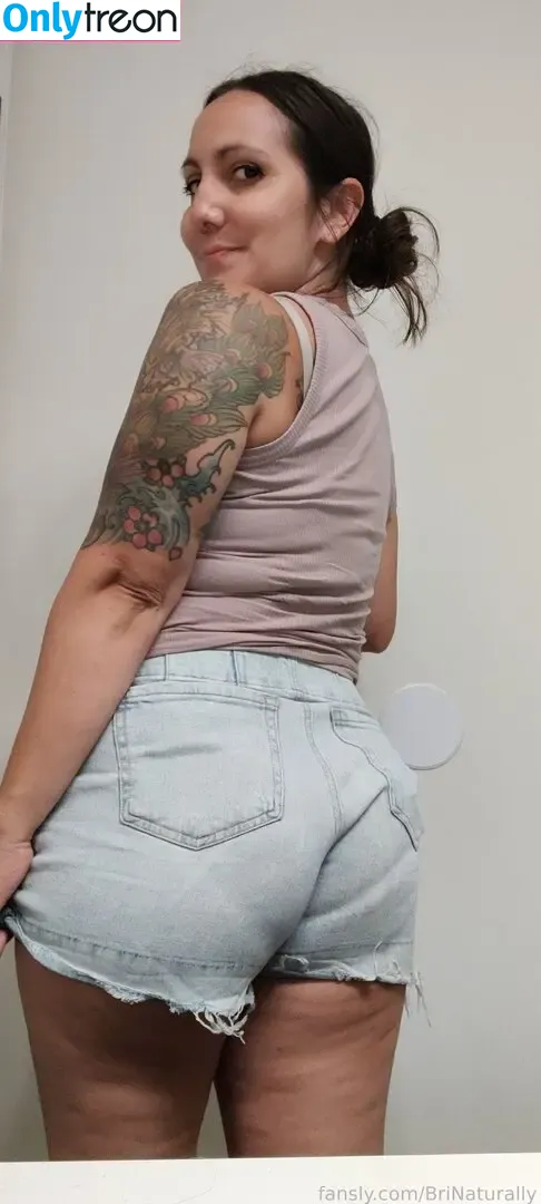 BriNaturally nude photo #0019 (brinaturallyvip)