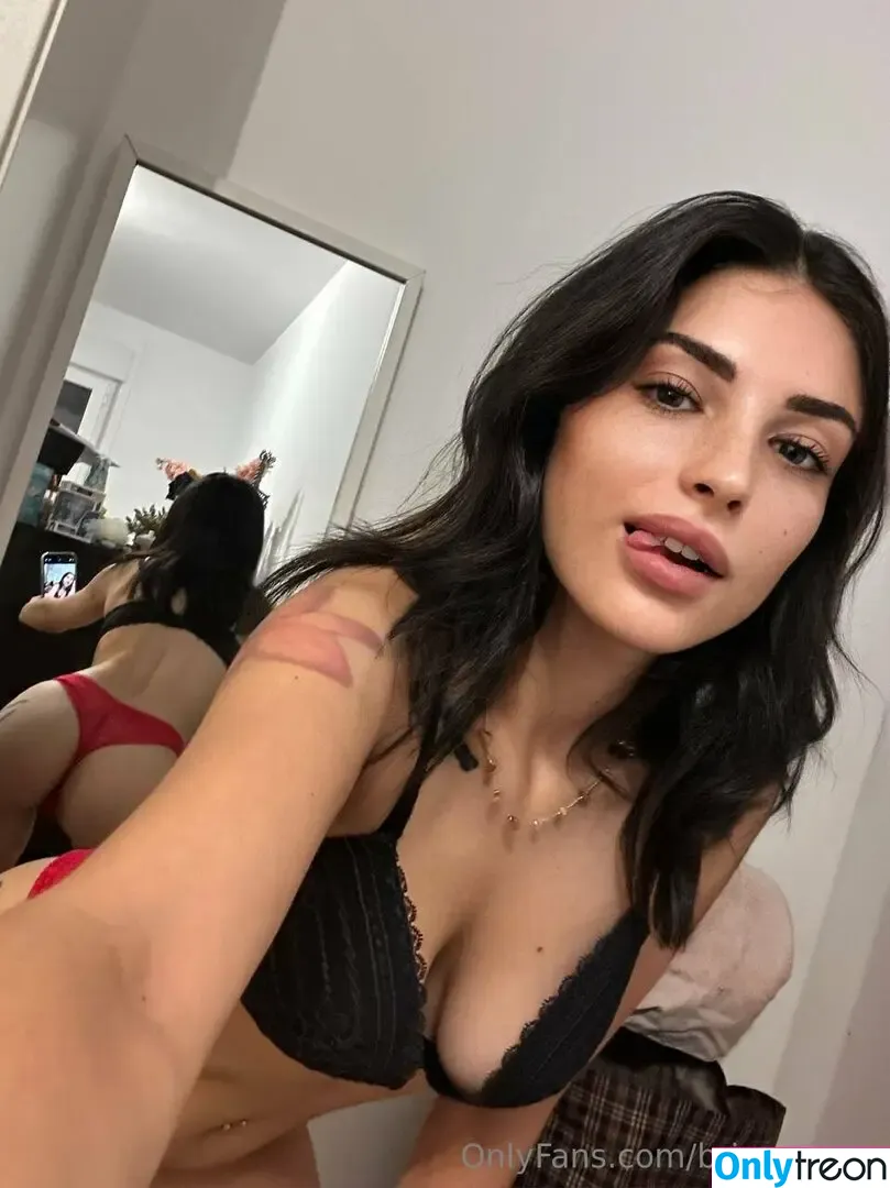 brisamoore nude photo #0014 (brisamoore)