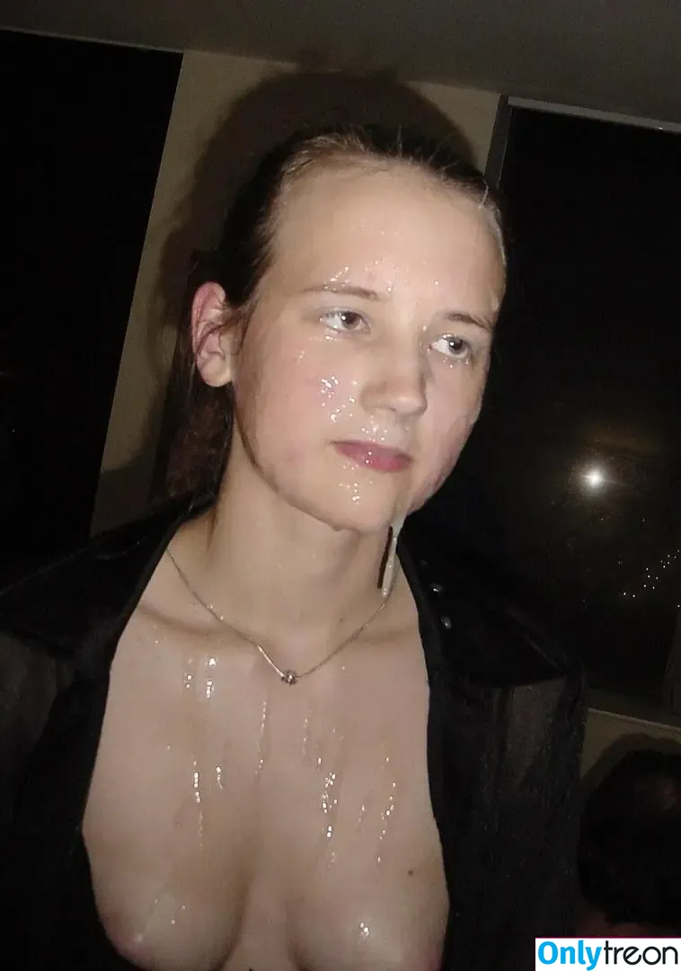 British 00's Porn nude photo #0903 (iamthirtyaf)