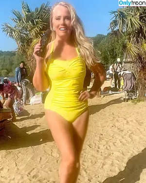 British 00's Porn / iamthirtyaf nude photo #1587