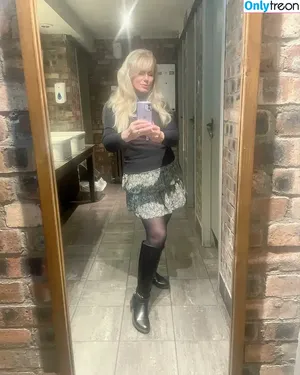British 00's Porn / iamthirtyaf nude photo #1634