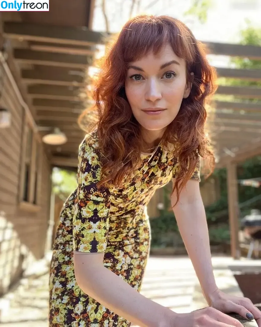 Britt Lower nude photo #0002 (brittle)