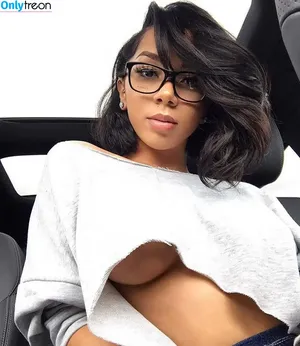 Brittany Renner / bundleofbrittany nude photo #0058