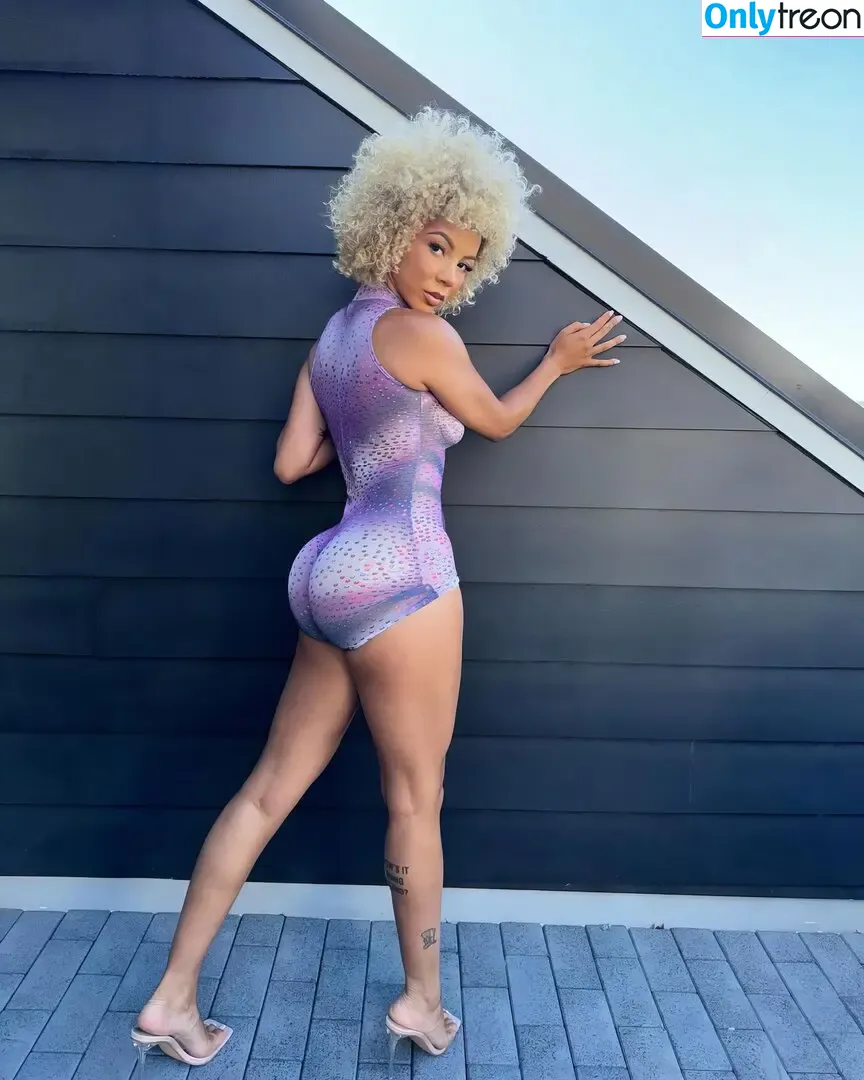 Brittany Renner nude photo #0020 (bundleofbrittany)