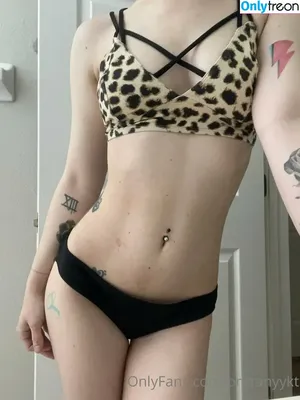 nude photo #0010