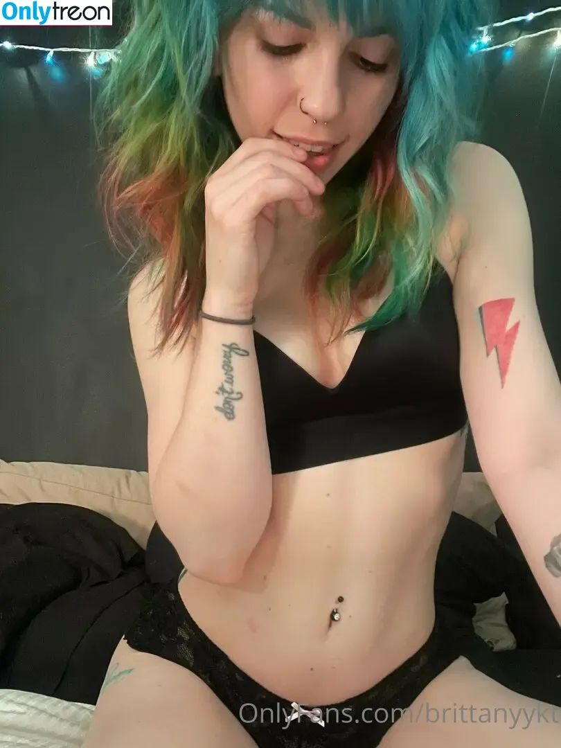 brittanyykt nude photo #0011 (brittanyykt)