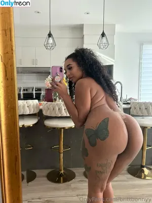 brittbunnyy / brittanybunnyy nude photo #0029