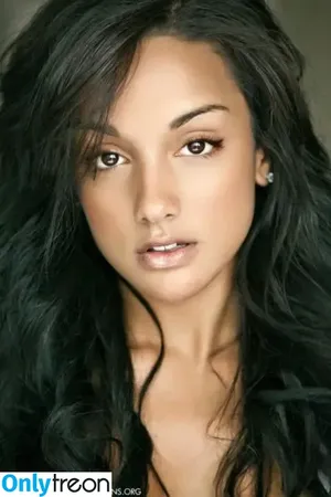 Brittney Alger / brittneyalger12 nude photo #0003
