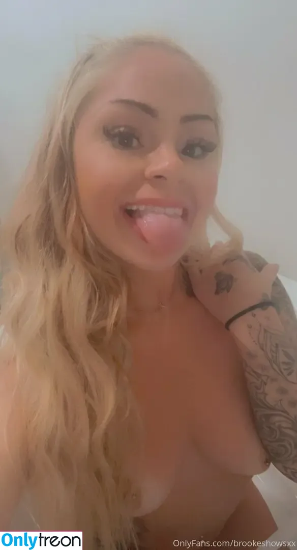 brookeshowsxx nude photo #0058 (brookeshowsxx)
