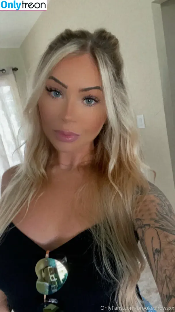 brookeshowsxx nude photo #0096 (brookeshowsxx)