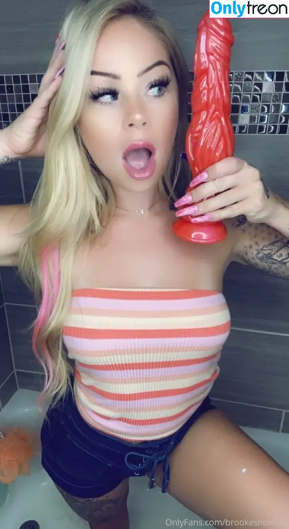 brookeshowsxx nude photo #0117 (brookeshowsxx)