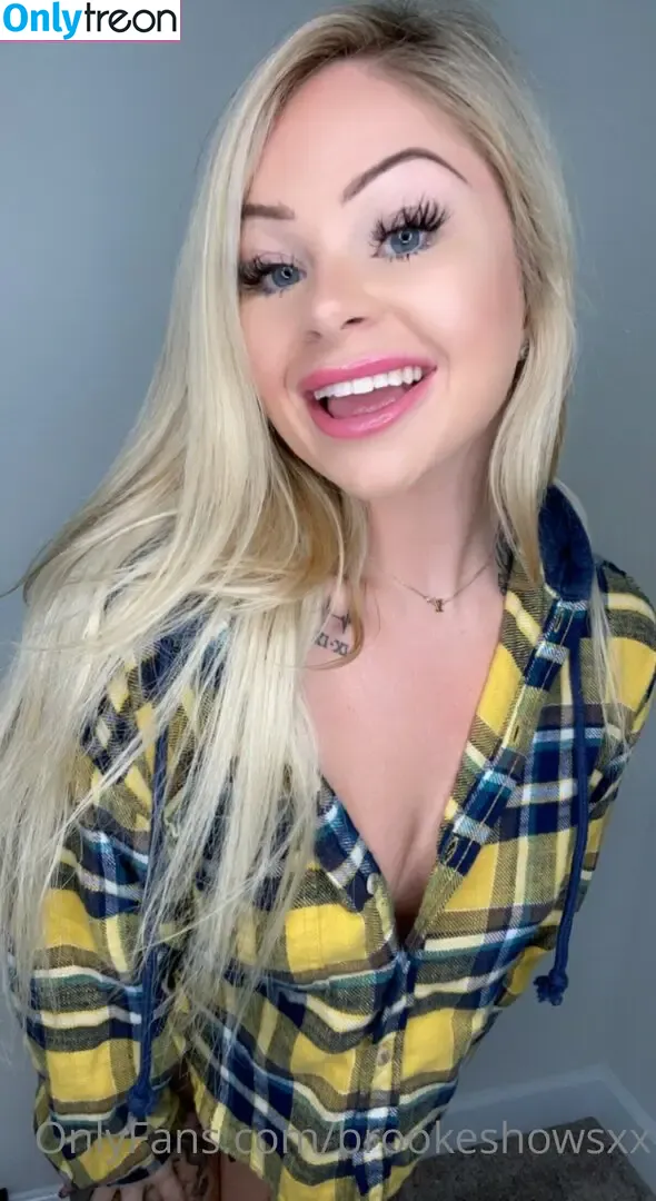 brookeshowsxx nude photo #0490 (brookeshowsxx)