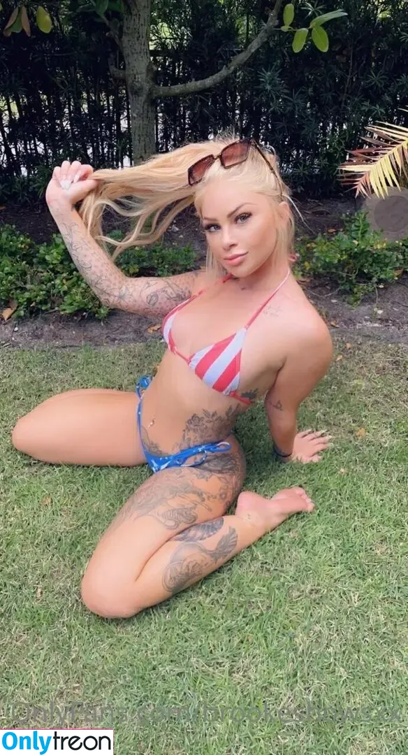 brookeshowsxx nude photo #0607 (brookeshowsxx)