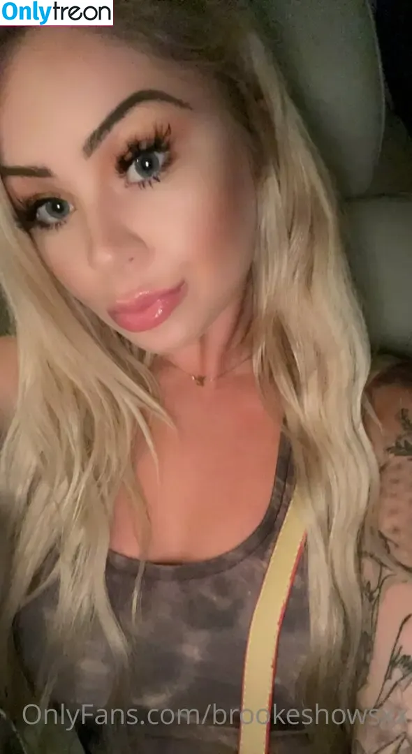 brookeshowsxx nude photo #0800 (brookeshowsxx)