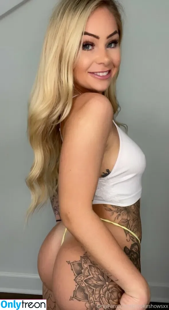 brookeshowsxx nude photo #0872 (brookeshowsxx)