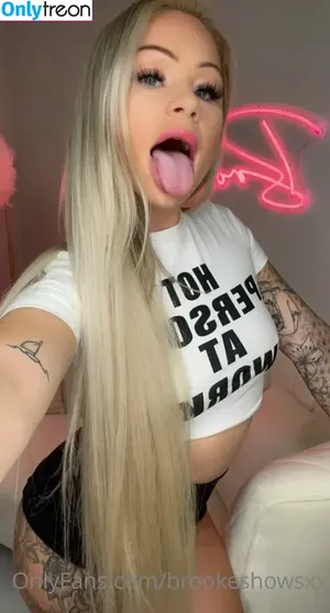 brookeshowsxx nude photo #1871