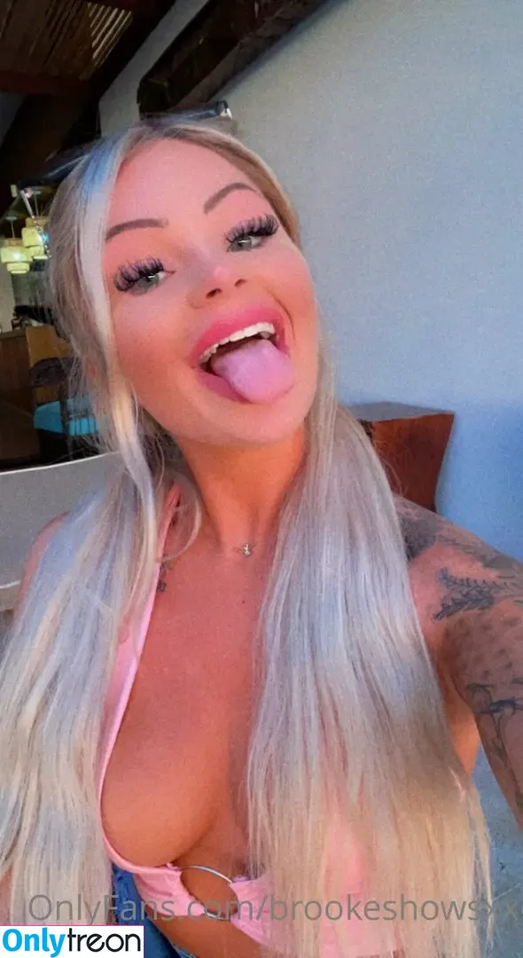 brookeshowsxx nude photo #1025 (brookeshowsxx)