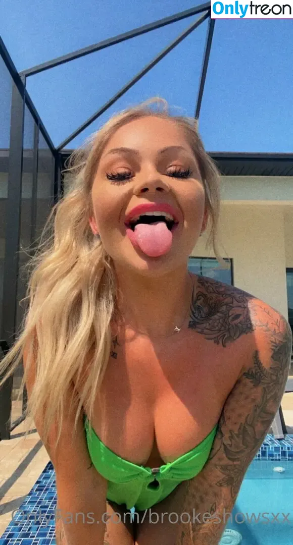 brookeshowsxx nude photo #1701 (brookeshowsxx)