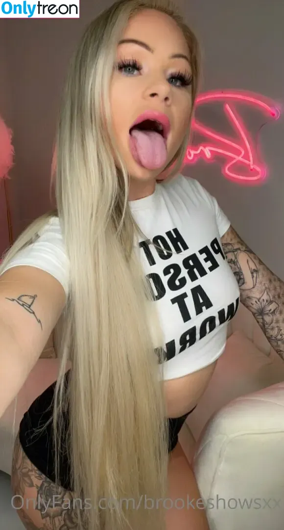 brookeshowsxx nude photo #1871 (brookeshowsxx)