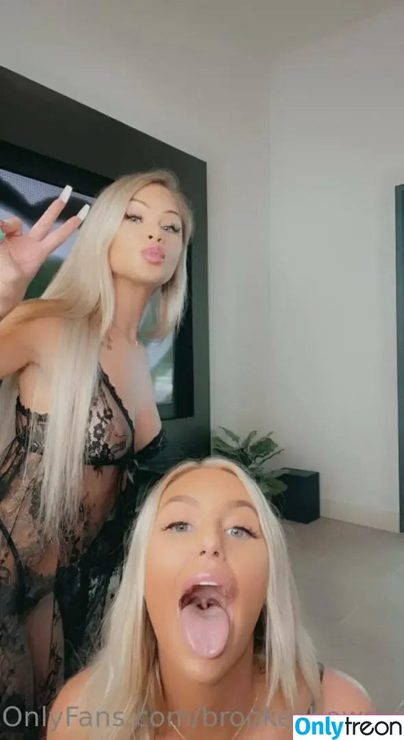 brookeshowsxx nude photo #1937 (brookeshowsxx)