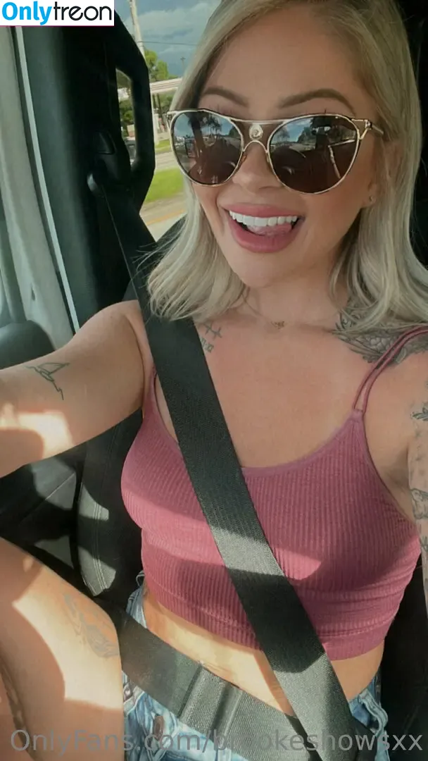 brookeshowsxx nude photo #1973 (brookeshowsxx)
