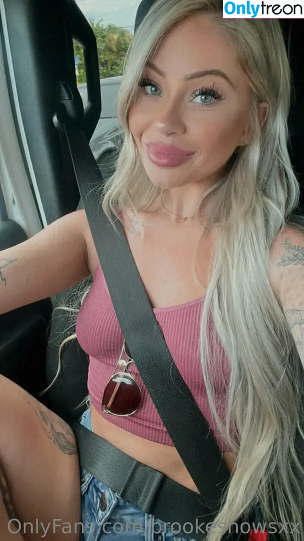 brookeshowsxx nude photo #1975 (brookeshowsxx)